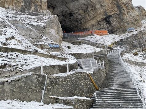 Jannat-e-Kashmir: Dazzling Images From Kashmir Valley After Season's First Snowfall