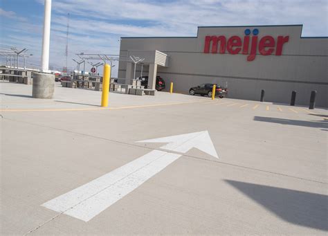 Why is Meijer opening so many stores in Stark County?