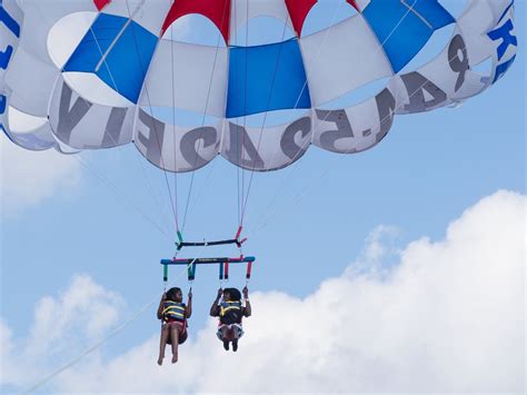 Parasailing in Fort Lauderdale | Sea Rocket Adventures - SoFlo Parasail