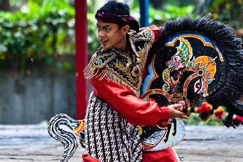 Kuda Lumping (Horse Dance). Malang, Java. | www.doingtraveli… | Flickr