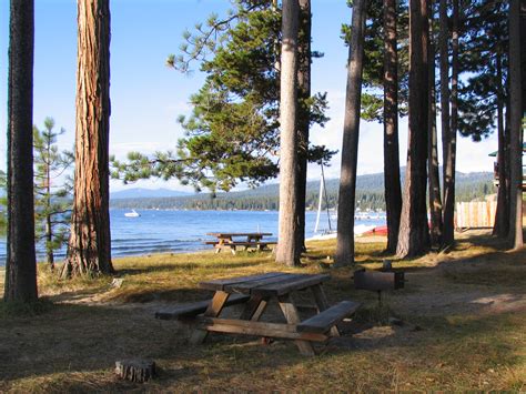 Sandy Beach | Lake Tahoe Public Beaches