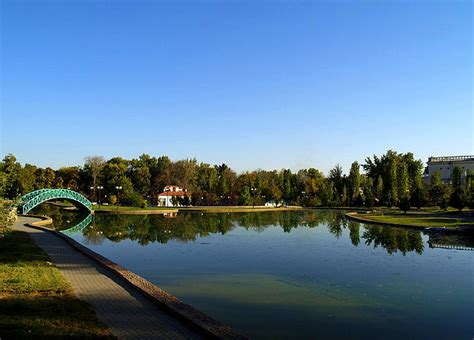 5 Tashkent Tourist Spots in The Heart of The City