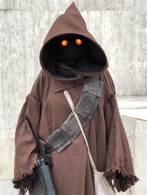 Costuming a Jawa from Star Wars | Star wars halloween costumes, Jawa ...