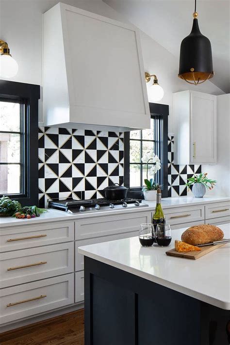 19+ ( Black & White ) Kitchen Backsplash Ideas - "Make it Contrast ...