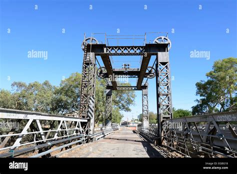 Bridge over the Darling River, Wilcannia, New South Wales, Australia Stock Photo - Alamy