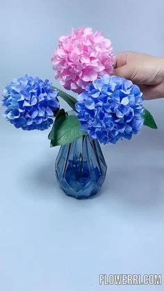 How to Make Crepe-Paper Flowers | Tissue paper flowers diy, Flower diy ...