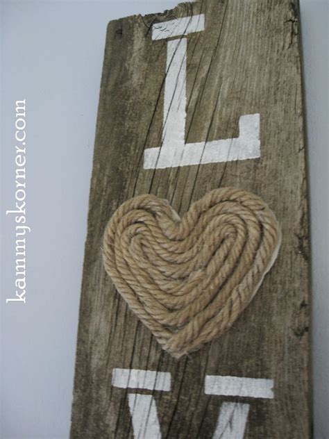 Kammy's Korner: Rustic LOVE Signs