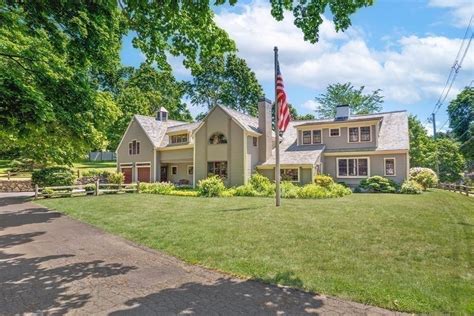 Duxbury, MA Real Estate - Duxbury Homes for Sale | realtor.com®