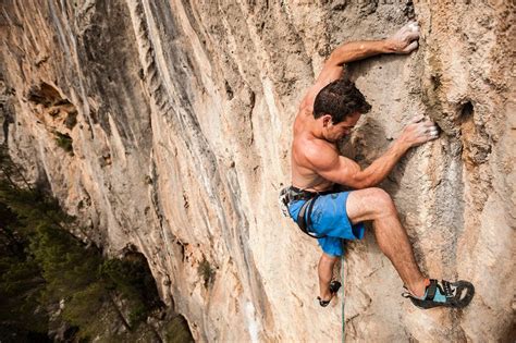 6 Performance Tips for Improving Climbing Movement