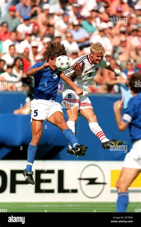 Paolo maldini world cup hi-res stock photography and images - Alamy