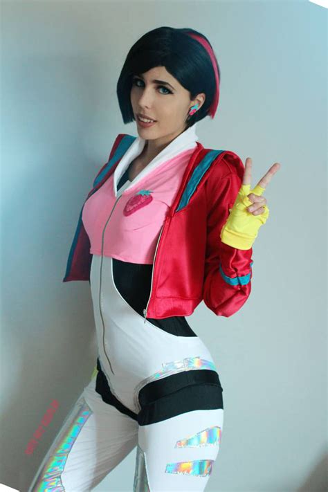 Rox from Fortnite - Daily Cosplay .com