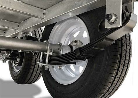 The Backbone of Suspension: A Guide to Leaf Spring Replacement - tow-max