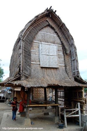 Rumah Adat suku Sasak, Lombok | blog sauted