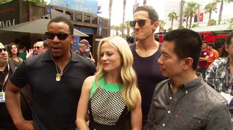 Grimm Season 3 Comic-Con 2013: Cast Exhibit Interview - YouTube