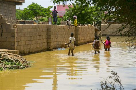 Over 100 people killed by floods in Sudan – Middle East Monitor