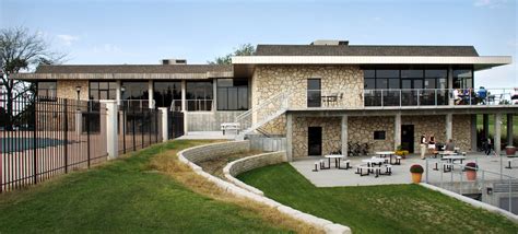 Manhattan Country Club, Manhattan, Kansas - Golf course information and reviews.