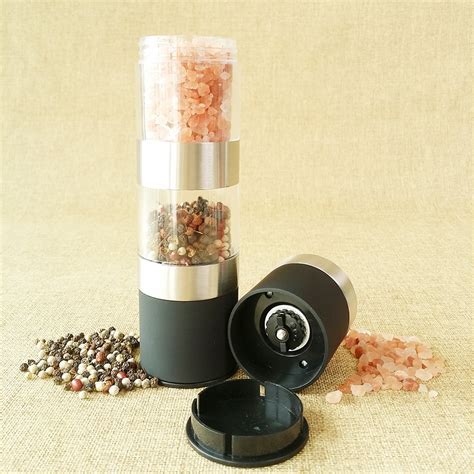 2 in 1 salt and pepper mill set