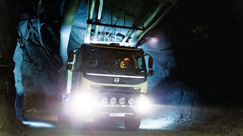 DRIVERLESS MINE TRUCK