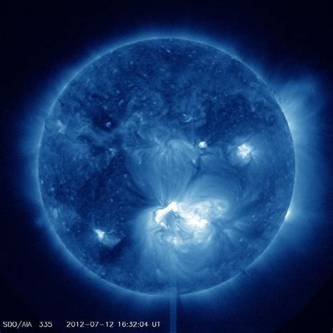 Powerful solar flare headed our way set to spark beautiful Northern Lights