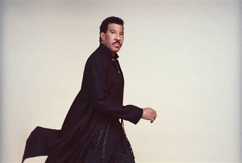 Lionel Richie Announces 2025 Headline Tour With London Gig | London Reviews