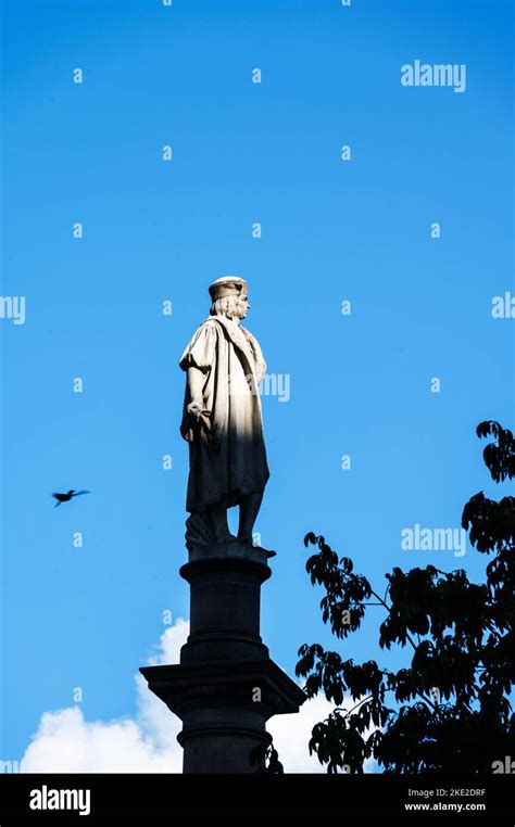 Christopher Columbus statue on a pedestal at the center of Columbus Circle, New York City Stock ...