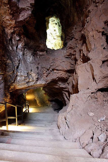 Sterkfontein Caves – West Rand, South Africa - Atlas Obscura