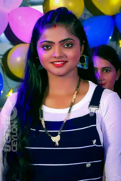 Bharti Jha | Biography | Wiki | Age | Birthday | News | 2024