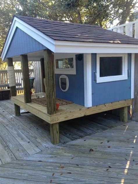 Would love to build something like this to shelter strays in the winter ...