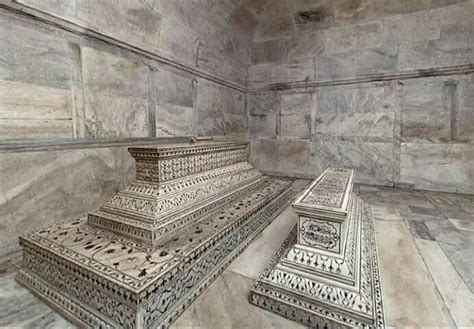 Shah jahan tomb | Taj mahal, Taj mahal india, Wonders of the world