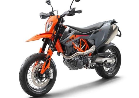 KTM 690 SMC R (2021), prezzo e scheda tecnica - Moto.it