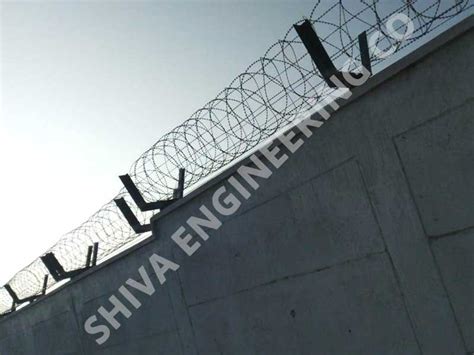 Concertina Wire | Concertina Wire Manufacturer | Concertina Wire Fencing