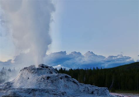 Castle Geyser, Yellowstone National Park [OC] [4732 x 3323] : r/EarthPorn