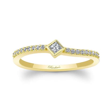 Curved Princess Cut Diamond Promise Ring | Abi | Barkev's