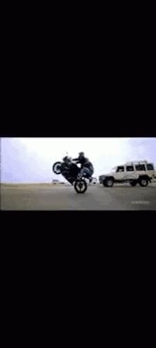 Ajith Mankatha Bike Scene GIF - Ajith Mankatha Bike Scene - Discover & Share GIFs