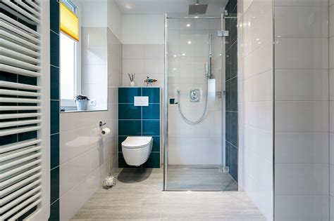 5 Reasons to Install Glass Shower Doors | AIS Glass