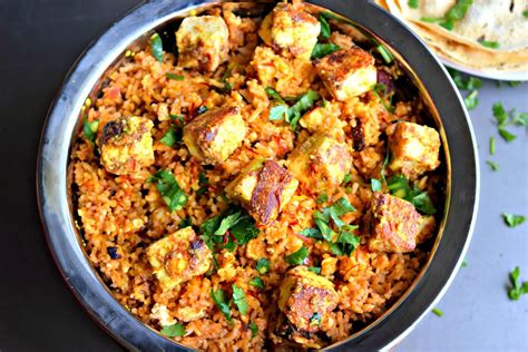 Spicy Paneer Biryani - Cookilicious | Biryani, Paneer biryani, Indian food recipes