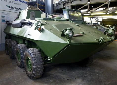 Mowag "Piranha 8X8", Schützenpanzer, 283PS, Vmax.140Km/h, die 3 ...