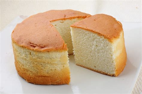 9 Tips That Will Help You Create The Best Sponge Cake Ever