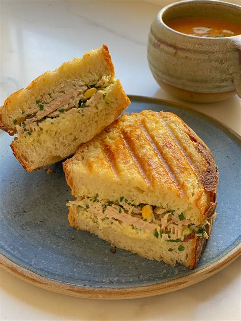 A Classic Comfort Food: Tuna Melt Sandwich - Cooking with Zahra