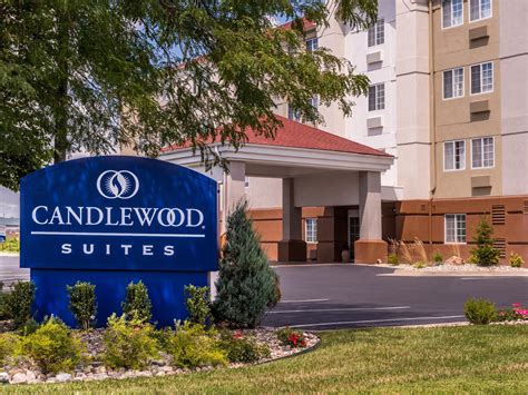 Extended Stay Hotel in Topeka, KS | Candlewood Suites Topeka West