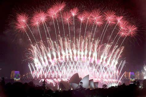 Sydney’s New Year’s fireworks to go ahead despite calls to cancel due ...