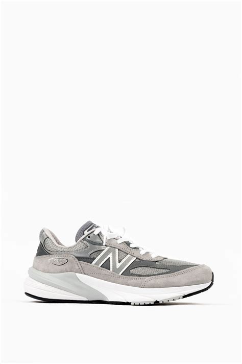 NEW BALANCE 990 V6 GREY – BLENDS