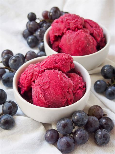 Concord grape sorbet - Caroline's Cooking