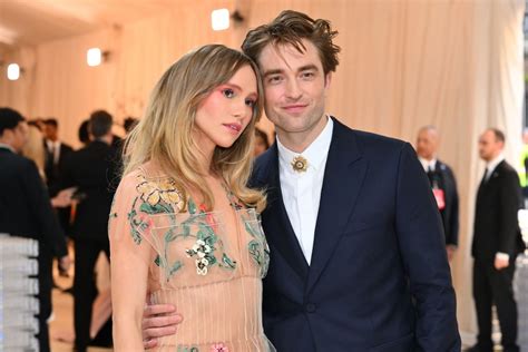 Robert Pattinson and Suki Waterhouse Relationship Timeline | POPSUGAR ...