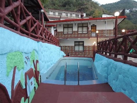 Ceyone Classic Fall Resort Mussoorie New Year Packages 2023, Resorts in Mussoorie