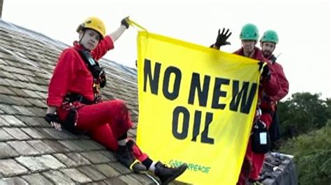 Greenpeace protester records message from the top of Rishi Sunak's house in North Yorkshire | UK ...