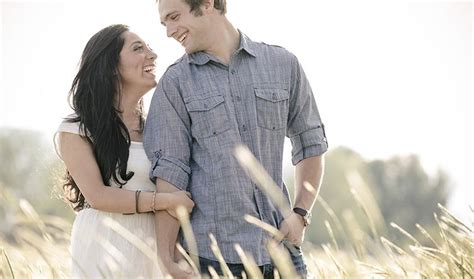 101 Couple Poses for Beautiful Pictures | The Dating Divas | Photo poses for couples, Couple ...