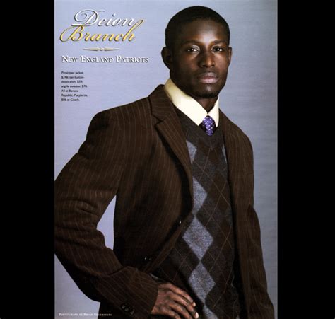 Deion Branch officially signs back with the Patriots