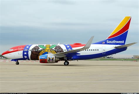 Boeing 737-7H4 - Southwest Airlines | Aviation Photo #2623501 | Airliners.net