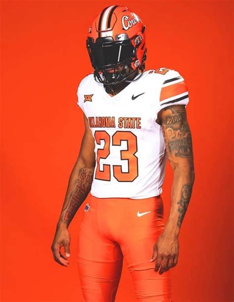 OSU unveils new football uniforms in throwback to 80s teams